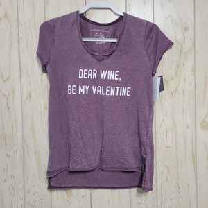 GRAYSON THREADS Dear Wine Graphic shirt
